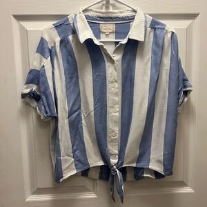 Sandy & Sid Button Front Cropped Stripe Short Sleeve Blouse Blue White Medium